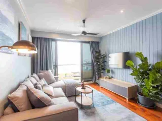 À louer 2 chambres condo à Khlong San, Bangkok