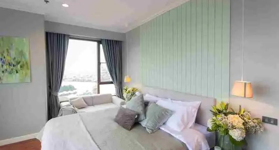 For rent 2 bedrooms condo in Khlong San, Bangkok