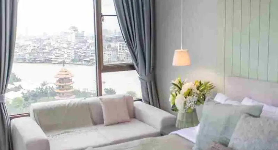 For rent 2 bedrooms condo in Khlong San, Bangkok