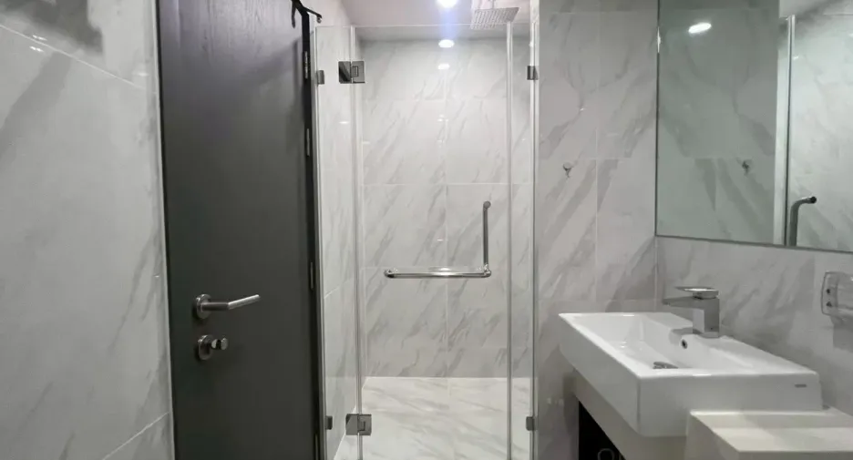 For rent 1 bed condo in Ratchathewi, Bangkok