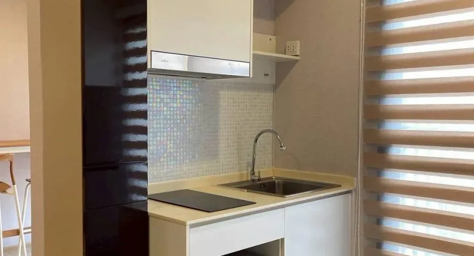 For rent 2 bedrooms condo in Bang Phlat, Bangkok