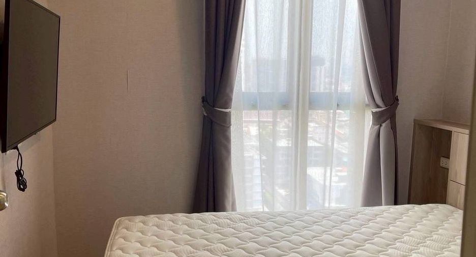 For rent 2 bedrooms condo in Bang Phlat, Bangkok