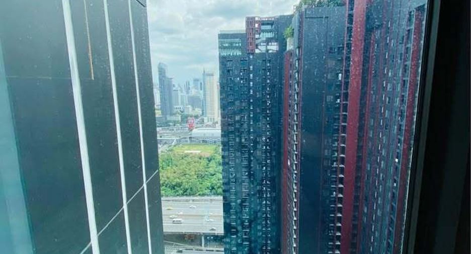 Condo en alquiler de 1 habitaciones en Huai Khwang, Bangkok