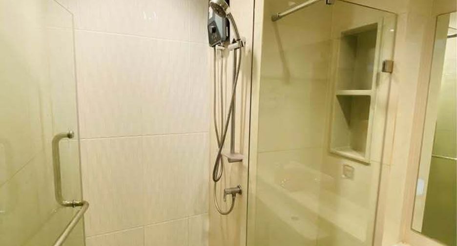 Condo en alquiler de 1 habitaciones en Huai Khwang, Bangkok