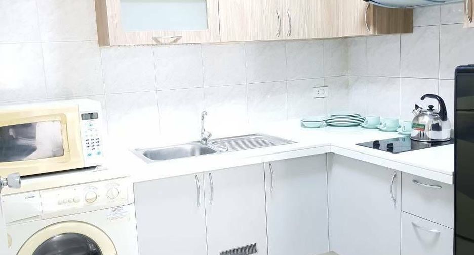 Condo en alquiler de 2 habitaciones en Watthana, Bangkok