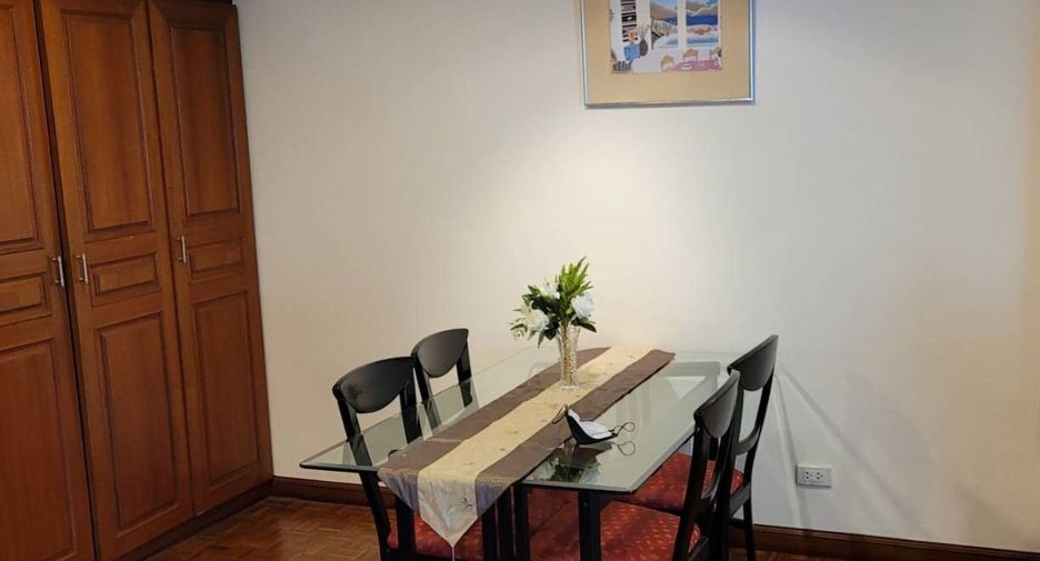 For rent 1 bed condo in Watthana, Bangkok