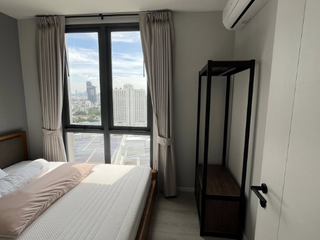 À louer 2 chambres condo à Bang Kho Laem, Bangkok