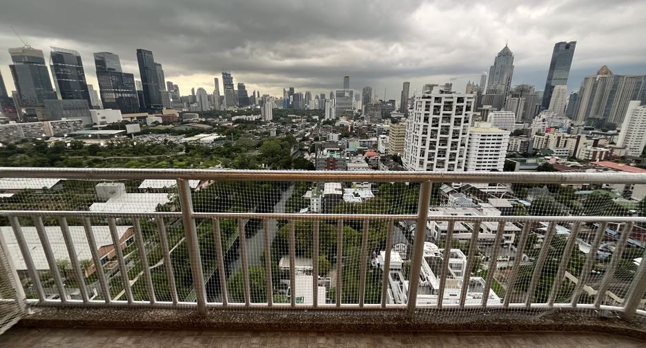 出租 2 卧室 公寓 在 Khlong Toei, 曼谷