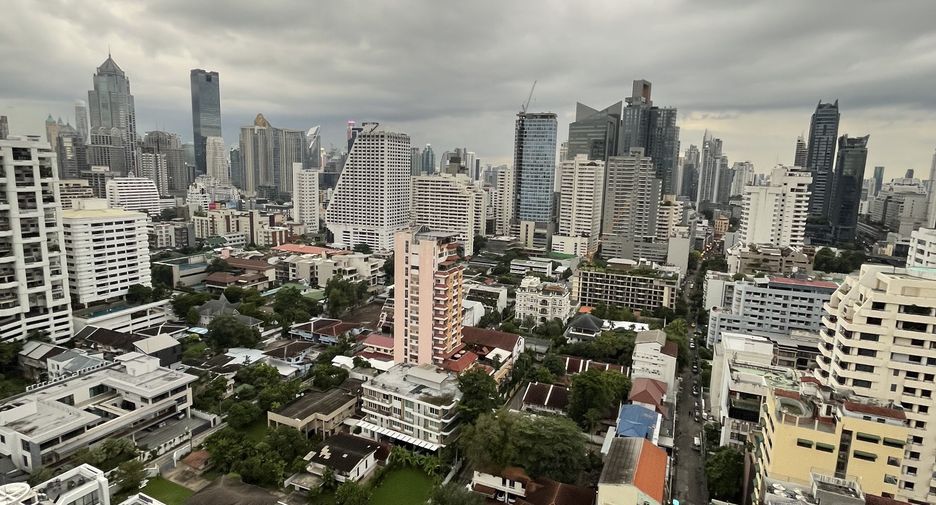 出租 2 卧室 公寓 在 Khlong Toei, 曼谷