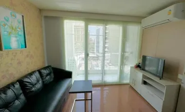For rent 2 bedrooms condo in Huai Khwang, Bangkok