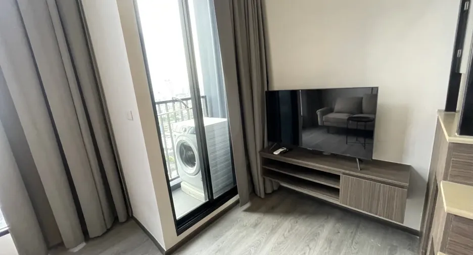 For rent 1 bed condo in Bang Kapi, Bangkok