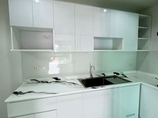 Reihenhaus zur Miete mit 3 Zimmer in Saphan Sung, Bangkok
