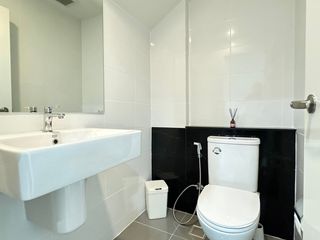 Reihenhaus zur Miete mit 3 Zimmer in Saphan Sung, Bangkok