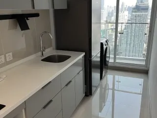 For rent 2 bedrooms condo in Bang Rak, Bangkok