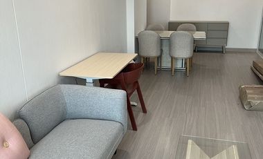 For rent 2 bedrooms condo in Bang Rak, Bangkok