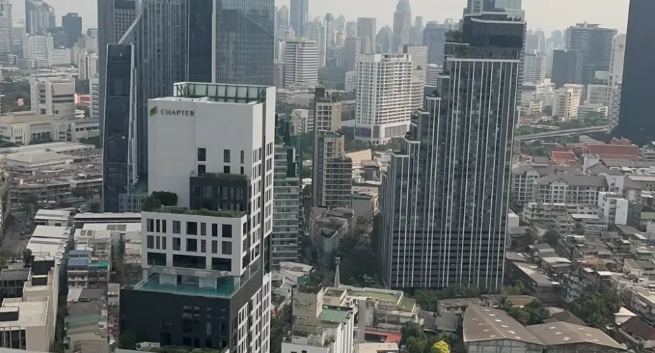For rent 2 bedrooms condo in Bang Rak, Bangkok