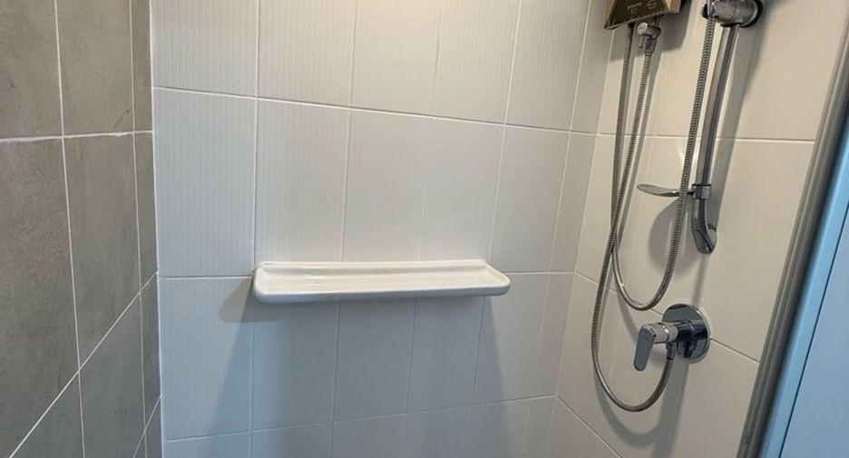 For rent 1 bed condo in Yan Nawa, Bangkok
