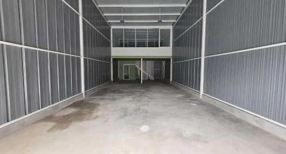 For rent retail Space in Suan Luang, Bangkok