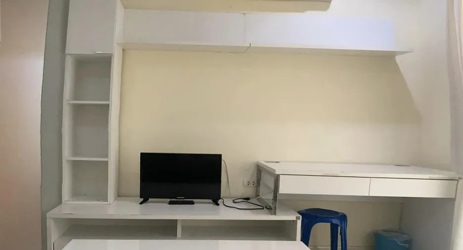 For rent 2 bedrooms condo in Pathum Wan, Bangkok