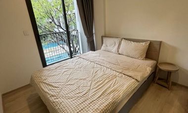 Condo en alquiler de 2 habitaciones en Phra Khanong, Bangkok