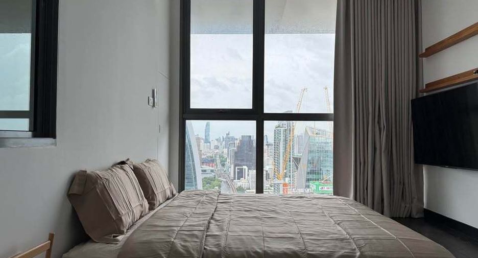 For rent 1 bed condo in Ratchathewi, Bangkok