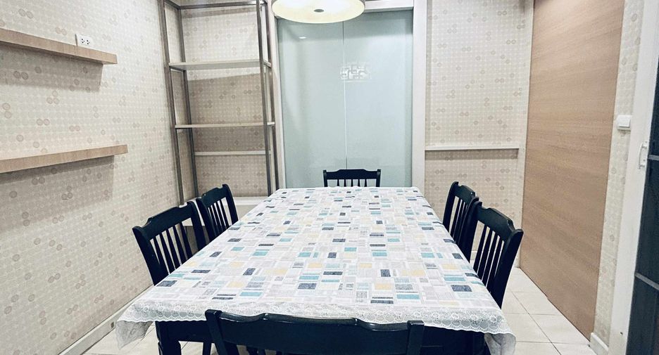 For rent 3 bedrooms house in Lat Krabang, Bangkok