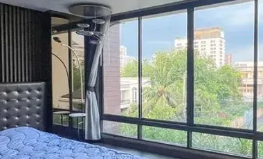 For rent 3 bedrooms house in Watthana, Bangkok