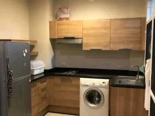 For rent 4 bedrooms townhouse in Bang Na, Bangkok