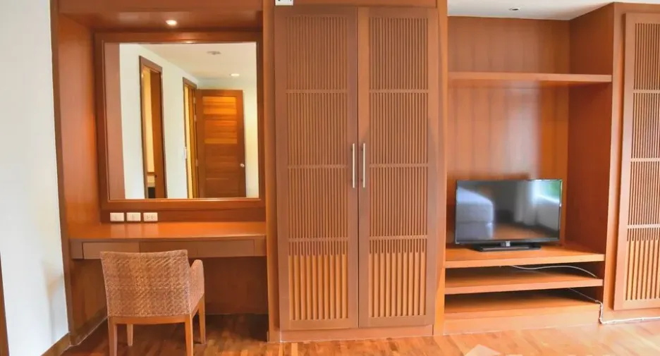 For rent 3 ベッドルーム condo in Sathon, Bangkok