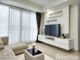 Haus zur Miete mit 5 Zimmer in Huai Khwang, Bangkok