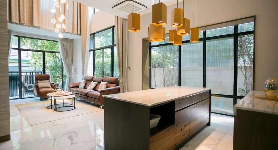 For rent 3 ベッドルーム house in Wang Thonglang, Bangkok