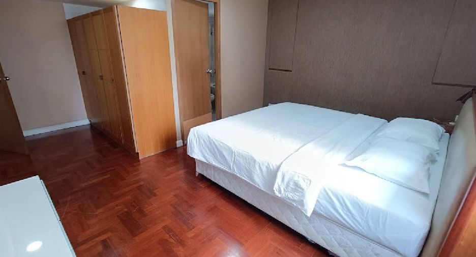 For rent 1 bed apartment in Yan Nawa, Bangkok