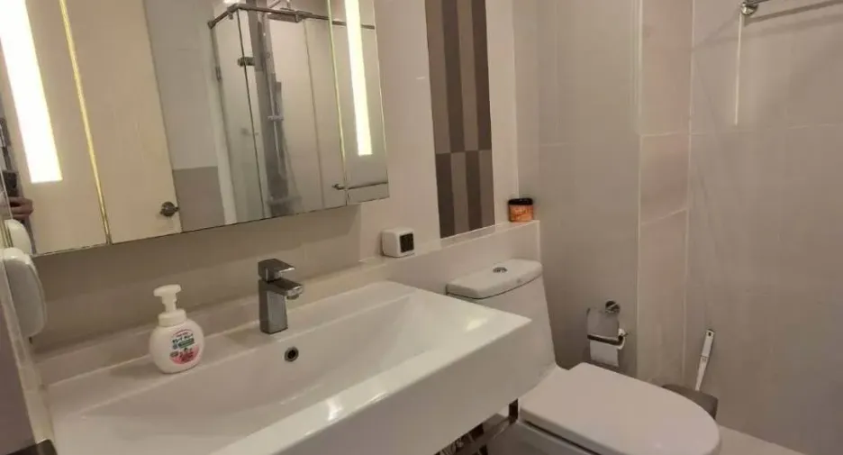 Condo en alquiler de 1 habitaciones en Phra Khanong, Bangkok