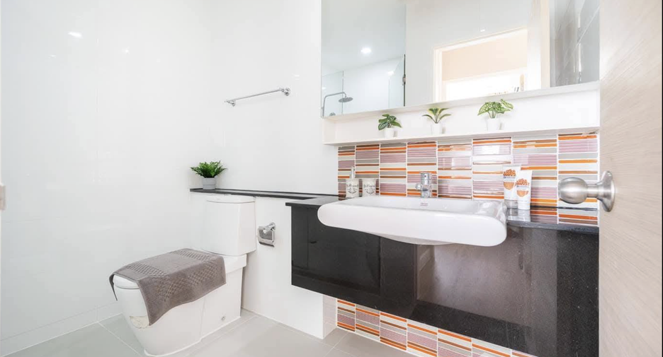 For rent 1 bed condo in Bang Na, Bangkok