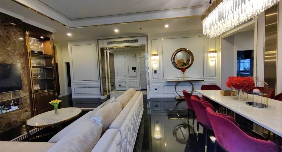Wohnung zur Miete mit 4 Zimmer in Huai Khwang, Bangkok
