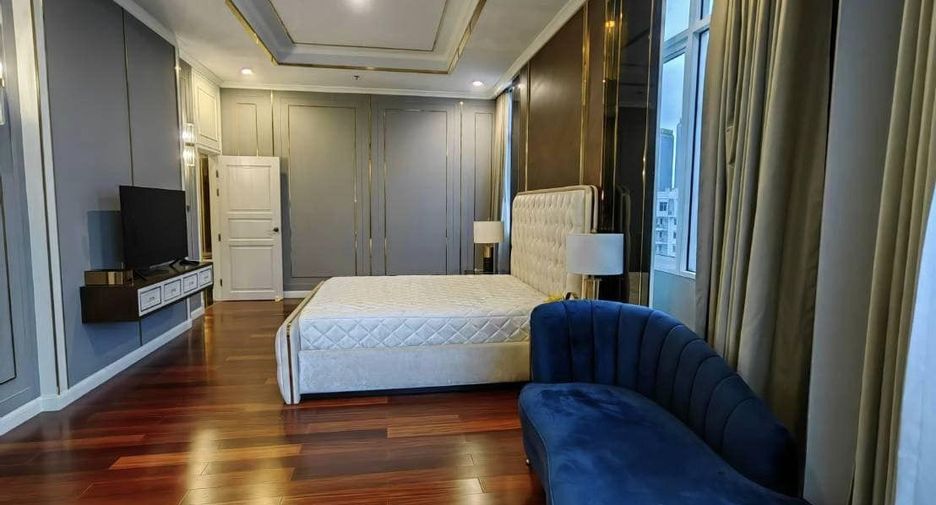 Wohnung zur Miete mit 4 Zimmer in Huai Khwang, Bangkok