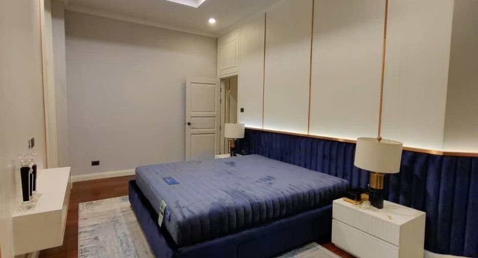 Wohnung zur Miete mit 4 Zimmer in Huai Khwang, Bangkok