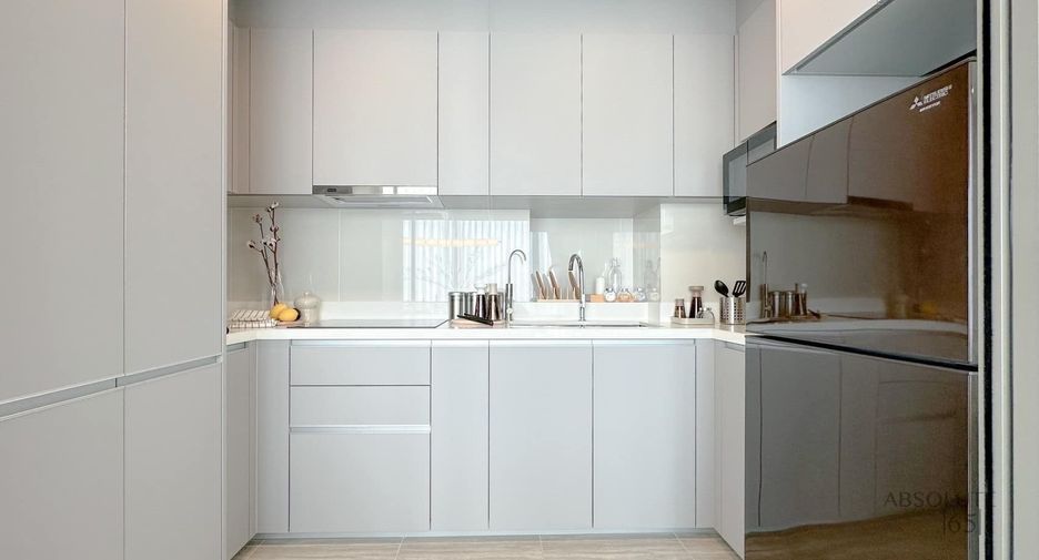 For rent 3 bedrooms condo in Bang Phli, Samut Prakan