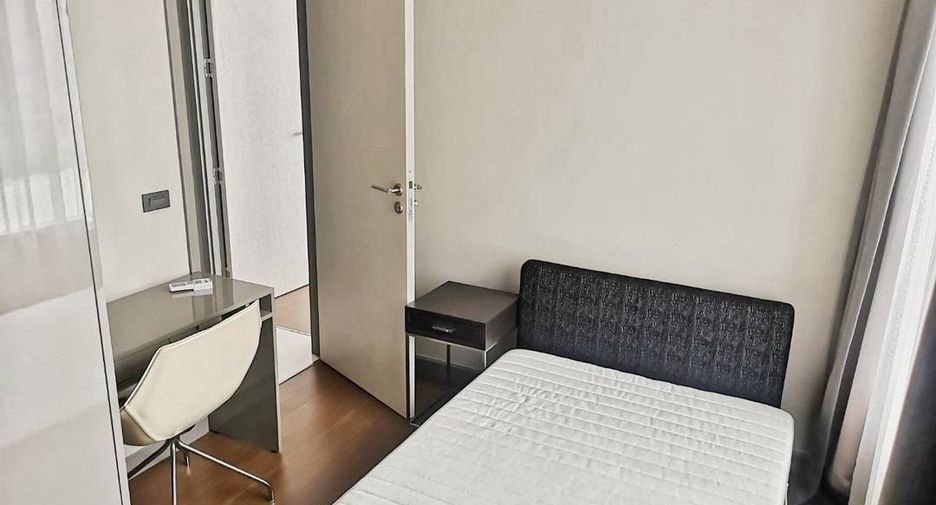 For rent 2 ベッドルーム condo in Bang Rak, Bangkok