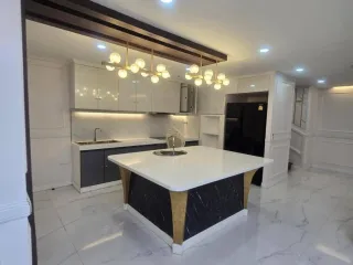 For rent 4 bedrooms condo in Huai Khwang, Bangkok