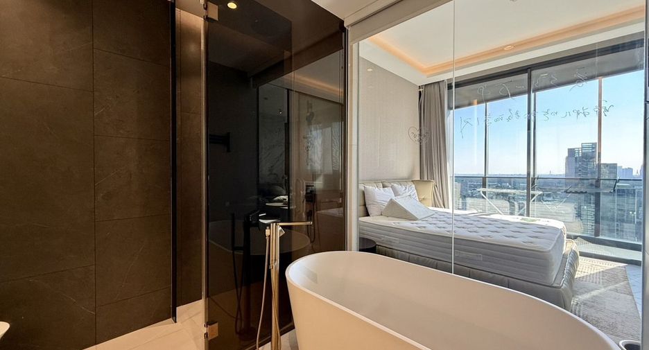 For rent 1 bed condo in Khlong Toei, Bangkok