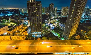 ให้เช่า 4 ห้องนอน คอนโด ใน วัฒนา, กรุงเทพฯ