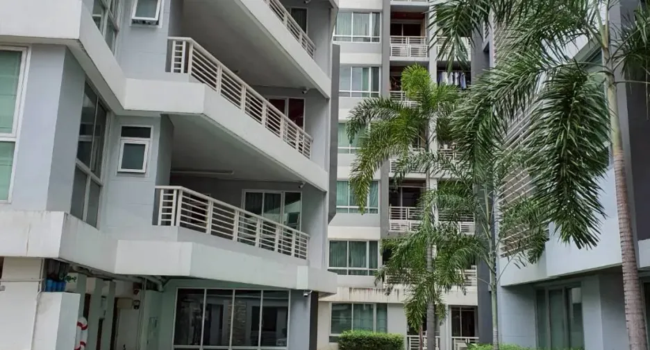 For rent 1 bed condo in Pathum Wan, Bangkok