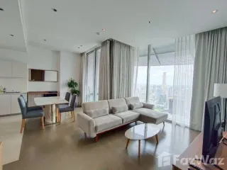For rent 2 bedrooms condo in Pathum Wan, Bangkok
