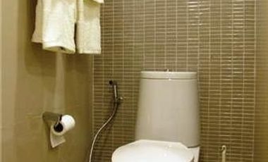 For rent studio condo in Khlong Toei, Bangkok
