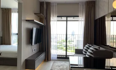 Condo en alquiler de 1 habitaciones en Sathon, Bangkok