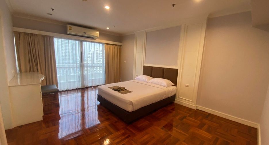 For rent 6 bedrooms condo in Watthana, Bangkok