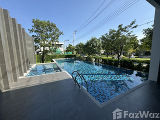 For rent 3 bedrooms retail Space in Bang Phli, Samut Prakan