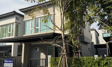 Local comercial en alquiler de 3 habitaciones en Bang Phli, Samut Prakan