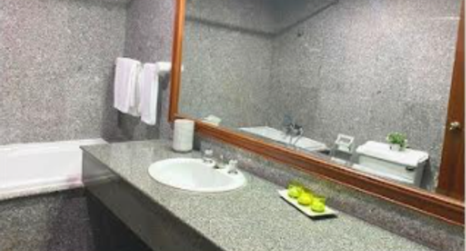 Wohnung zur Miete mit 3 Zimmer in Watthana, Bangkok